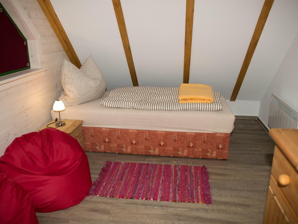 Neukalen Ferienhaus F.Winkler מראה חיצוני תמונה